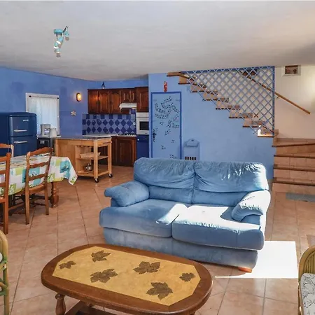 Gorgeous In With Kitchen